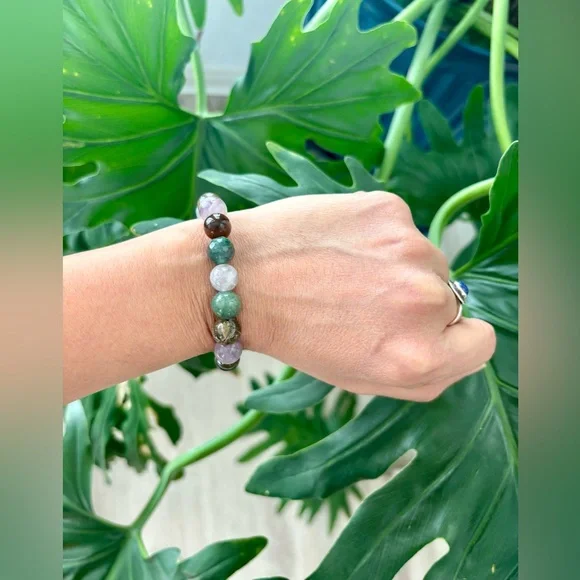 Protection - Grounding - Spiritual insight - Picture 2 of 3